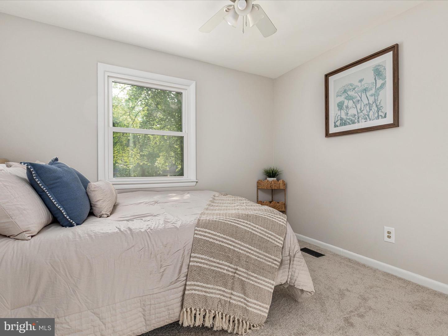 4204 KINCAID CT, CHANTILLY, Virginia 20151, 5 Bedrooms Bedrooms, ,2 BathroomsBathrooms,Residential,For sale,4204 KINCAID CT,VAFX2241786 MLS # VAFX2241786