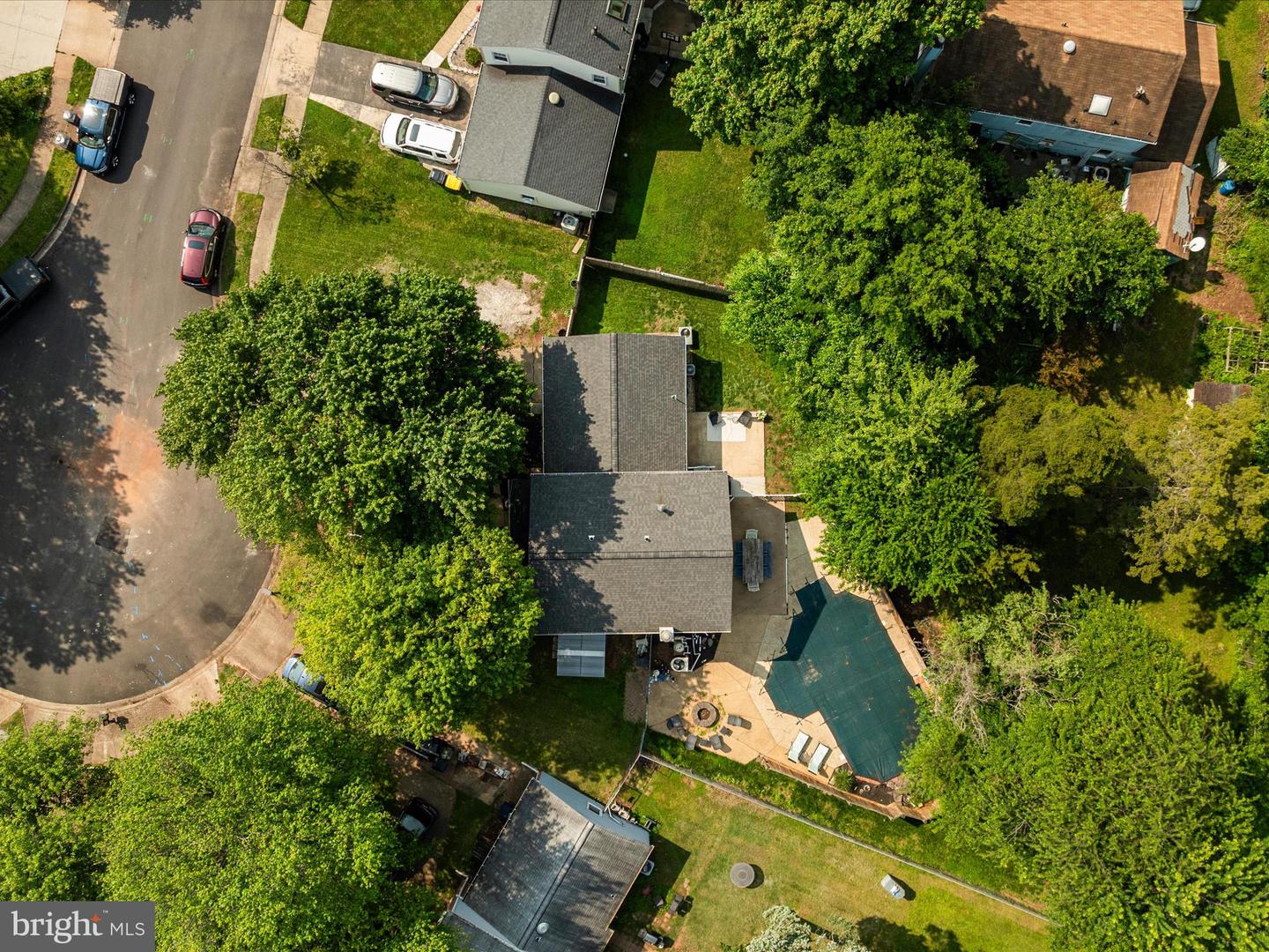 4204 KINCAID CT, CHANTILLY, Virginia 20151, 5 Bedrooms Bedrooms, ,2 BathroomsBathrooms,Residential,For sale,4204 KINCAID CT,VAFX2241786 MLS # VAFX2241786