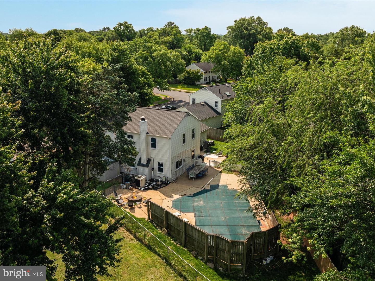 4204 KINCAID CT, CHANTILLY, Virginia 20151, 5 Bedrooms Bedrooms, ,2 BathroomsBathrooms,Residential,For sale,4204 KINCAID CT,VAFX2241786 MLS # VAFX2241786