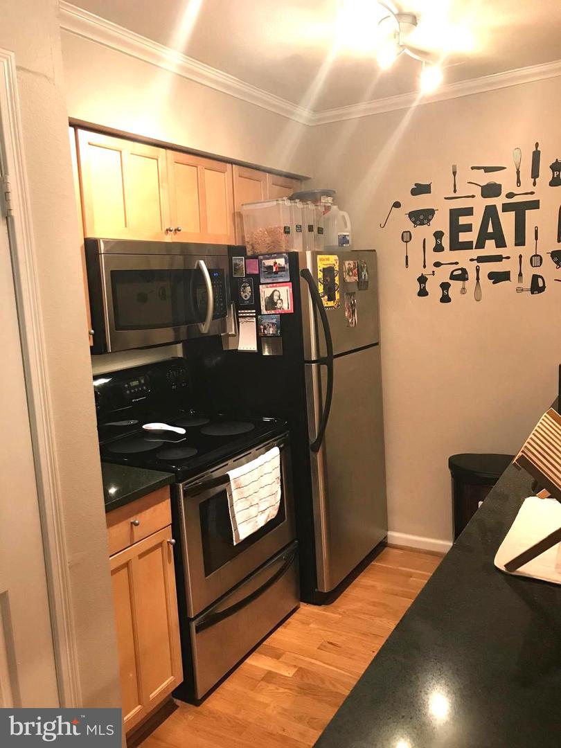 3307 WYNDHAM CIR #1161, ALEXANDRIA, Virginia 22302, 1 Bedroom Bedrooms, ,1 BathroomBathrooms,Residential,For sale,3307 WYNDHAM CIR #1161,VAAX2045490 MLS # VAAX2045490