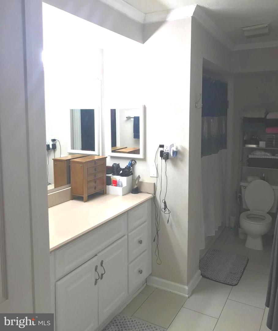 3307 WYNDHAM CIR #1161, ALEXANDRIA, Virginia 22302, 1 Bedroom Bedrooms, ,1 BathroomBathrooms,Residential,For sale,3307 WYNDHAM CIR #1161,VAAX2045490 MLS # VAAX2045490