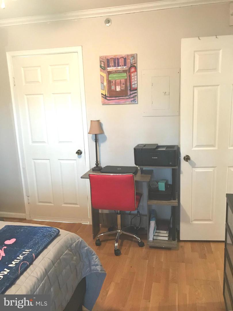 3307 WYNDHAM CIR #1161, ALEXANDRIA, Virginia 22302, 1 Bedroom Bedrooms, ,1 BathroomBathrooms,Residential,For sale,3307 WYNDHAM CIR #1161,VAAX2045490 MLS # VAAX2045490
