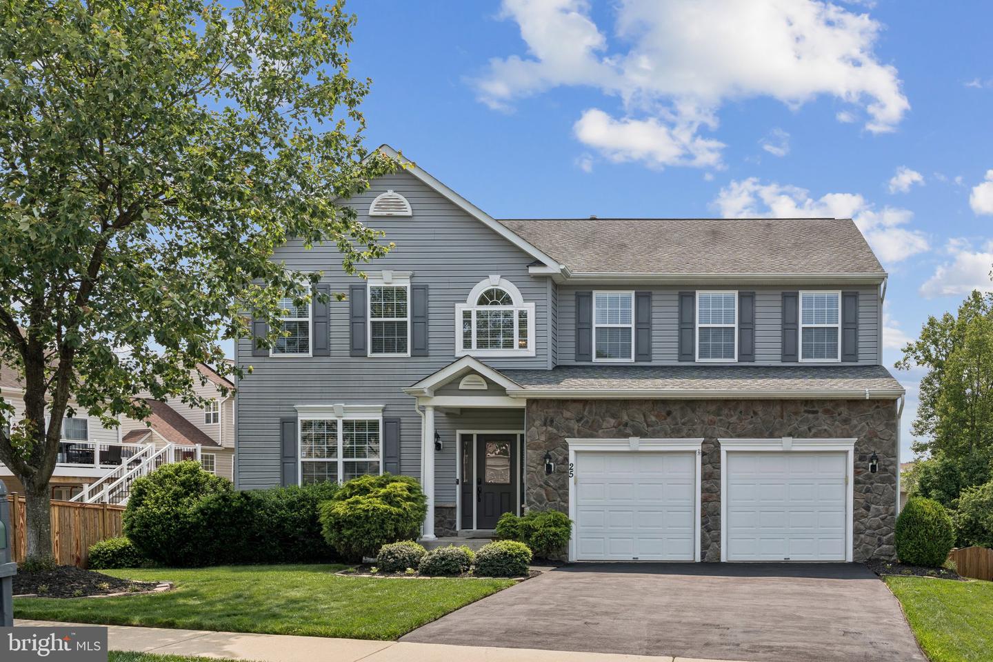 25 FOUNTAIN DR, STAFFORD, Virginia 22554, 5 Bedrooms Bedrooms, ,4 BathroomsBathrooms,Residential,For sale,25 FOUNTAIN DR,VAST2039002 MLS # VAST2039002