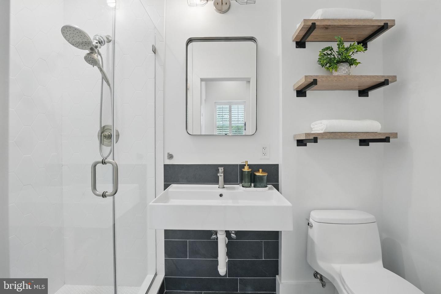 1387 NORTH CAROLINA AVE NE, WASHINGTON, District Of Columbia 20002, 4 Bedrooms Bedrooms, ,3 BathroomsBathrooms,Residential,For sale,1387 NORTH CAROLINA AVE NE,DCDC2201478 MLS # DCDC2201478