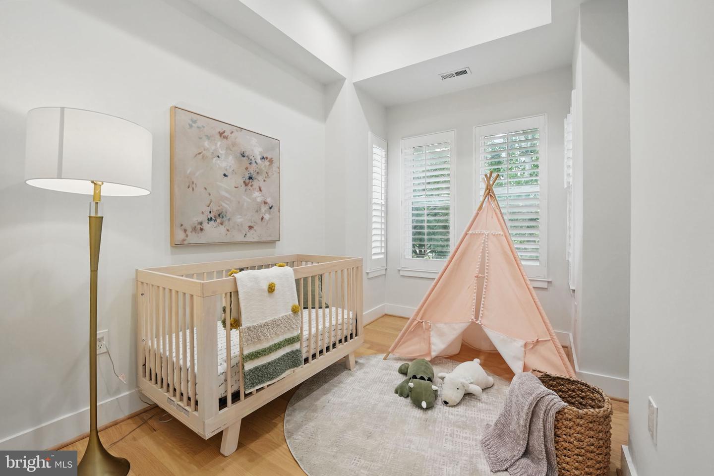 1387 NORTH CAROLINA AVE NE, WASHINGTON, District Of Columbia 20002, 4 Bedrooms Bedrooms, ,3 BathroomsBathrooms,Residential,For sale,1387 NORTH CAROLINA AVE NE,DCDC2201478 MLS # DCDC2201478
