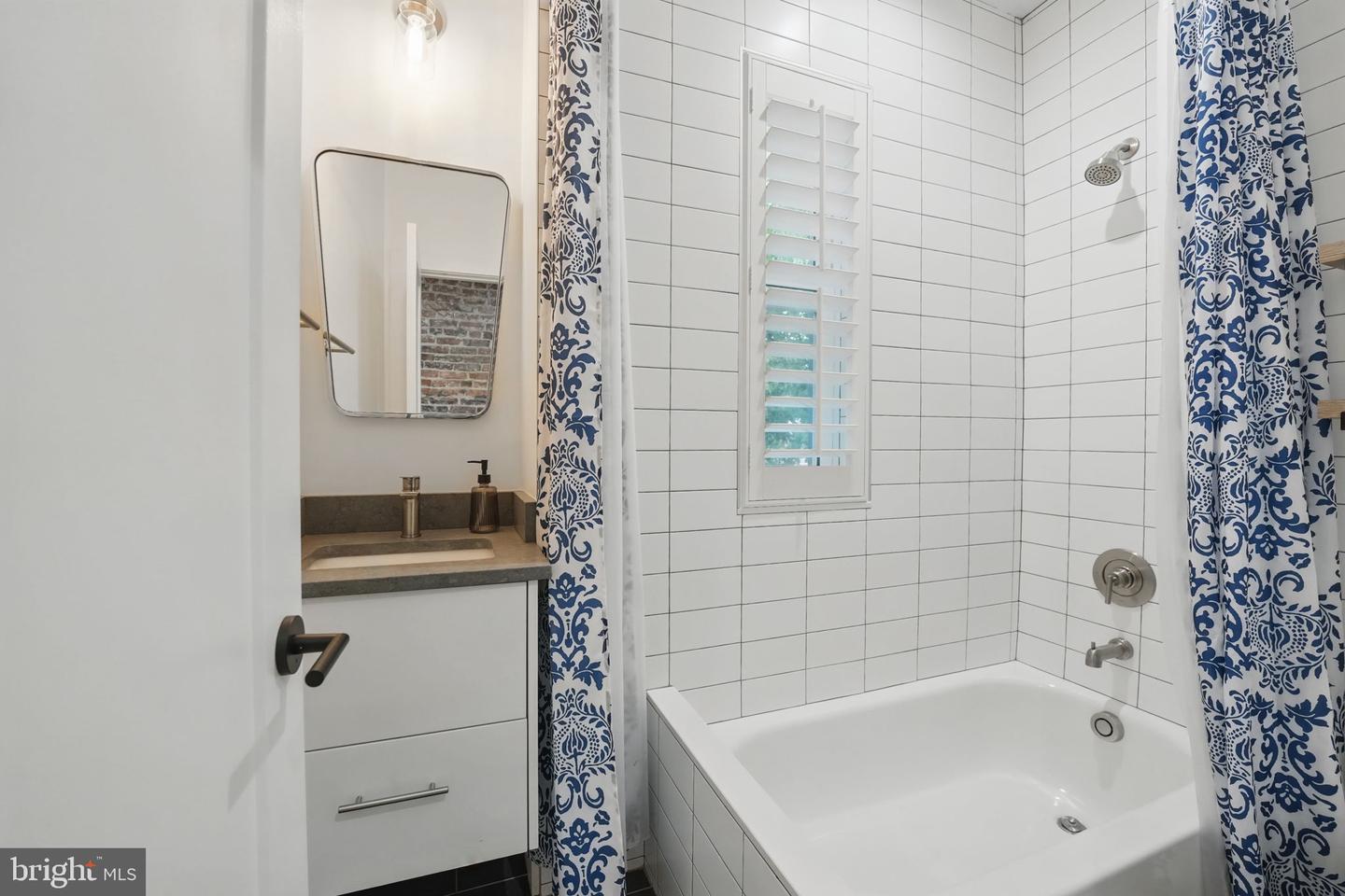 1387 NORTH CAROLINA AVE NE, WASHINGTON, District Of Columbia 20002, 4 Bedrooms Bedrooms, ,3 BathroomsBathrooms,Residential,For sale,1387 NORTH CAROLINA AVE NE,DCDC2201478 MLS # DCDC2201478