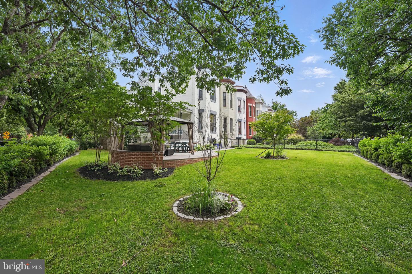 1387 NORTH CAROLINA AVE NE, WASHINGTON, District Of Columbia 20002, 4 Bedrooms Bedrooms, ,3 BathroomsBathrooms,Residential,For sale,1387 NORTH CAROLINA AVE NE,DCDC2201478 MLS # DCDC2201478