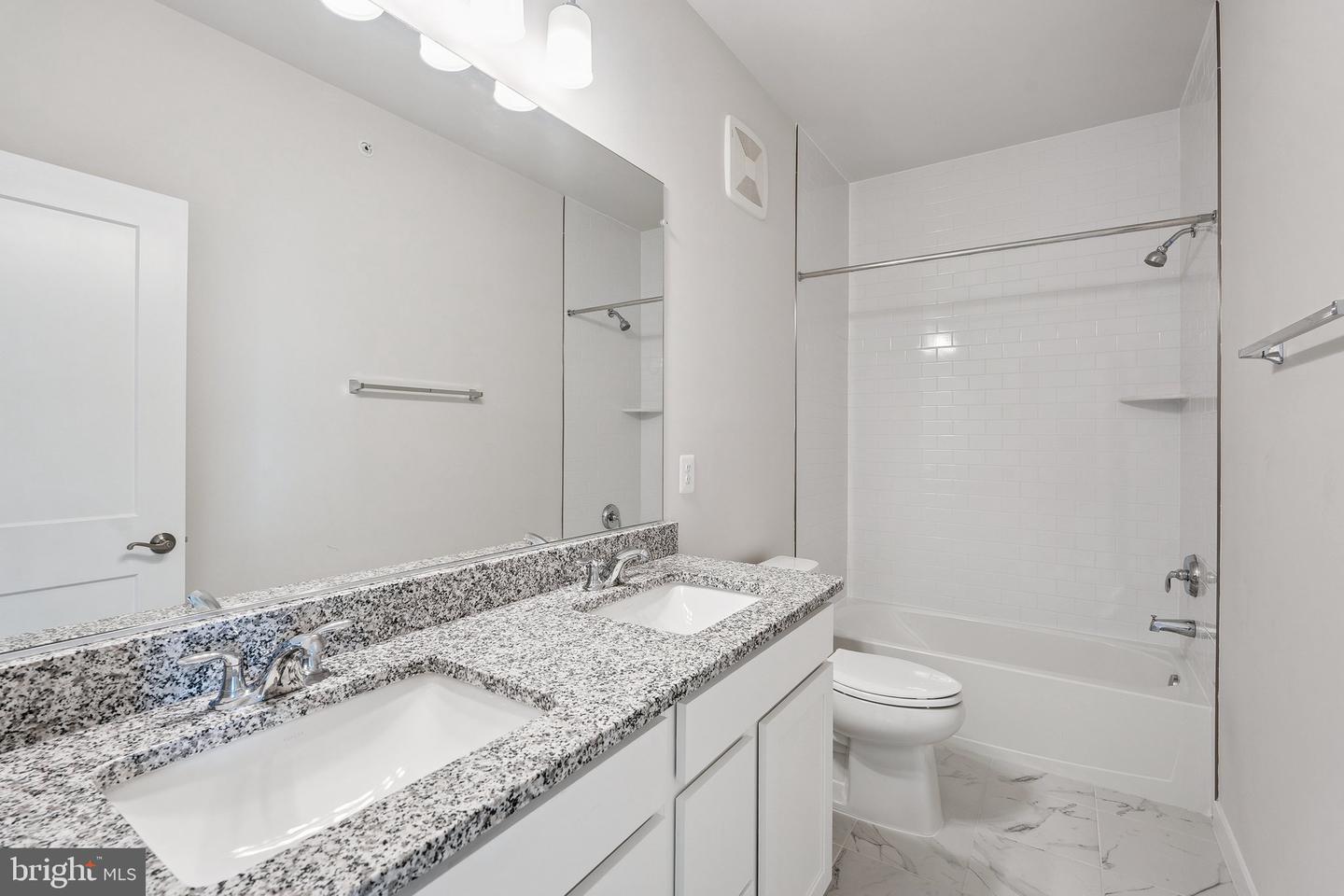 43730 TRANSIT SQ, ASHBURN, Virginia 20147, 3 Bedrooms Bedrooms, ,2 BathroomsBathrooms,Residential,For sale,43730 TRANSIT SQ,VALO2097302 MLS # VALO2097302