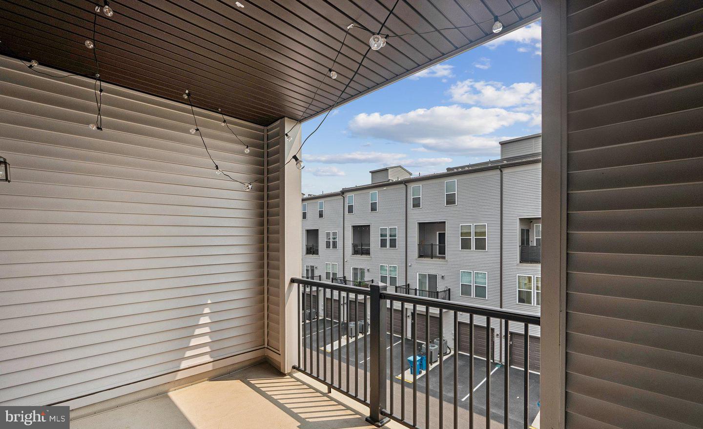 43730 TRANSIT SQ, ASHBURN, Virginia 20147, 3 Bedrooms Bedrooms, ,2 BathroomsBathrooms,Residential,For sale,43730 TRANSIT SQ,VALO2097302 MLS # VALO2097302