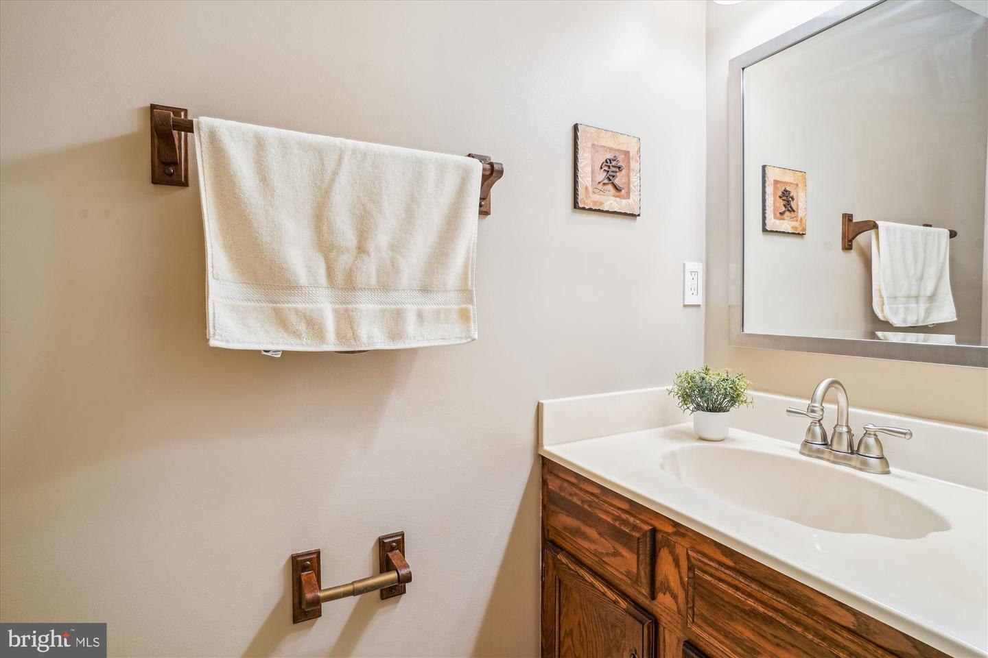 15082 LINDENBERRY LN, DUMFRIES, Virginia 22025, 4 Bedrooms Bedrooms, ,2 BathroomsBathrooms,Residential,For sale,15082 LINDENBERRY LN,VAPW2095470 MLS # VAPW2095470