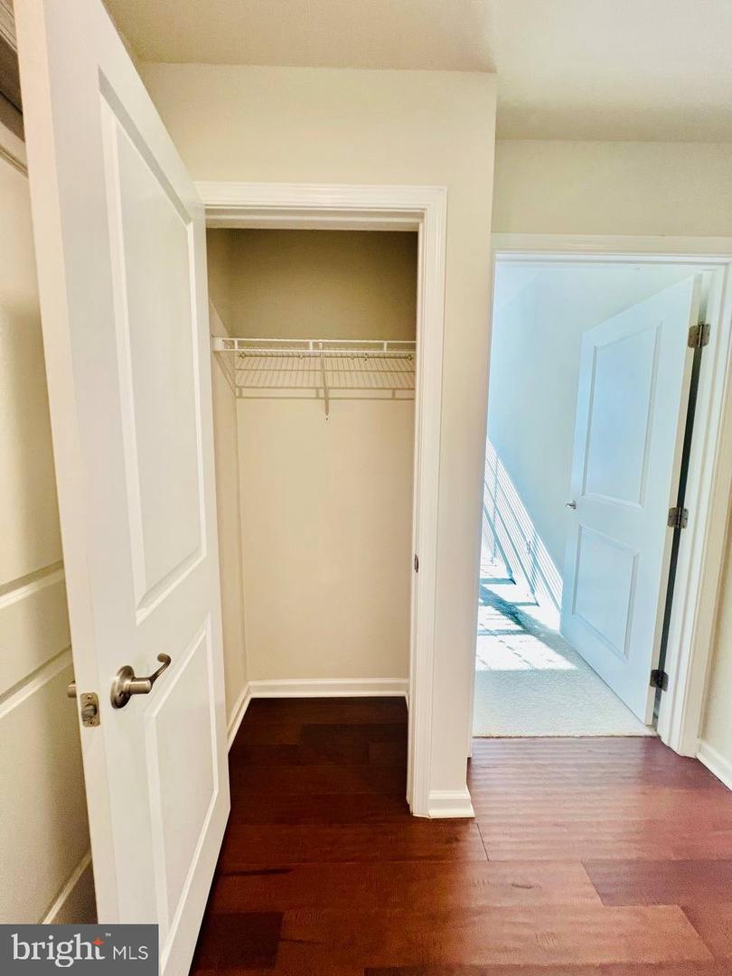 9426 WOOD CREEK CIR, FREDERICKSBURG, Virginia 22407, 5 Bedrooms Bedrooms, ,4 BathroomsBathrooms,Residential,For sale,9426 WOOD CREEK CIR,VASP2033478 MLS # VASP2033478
