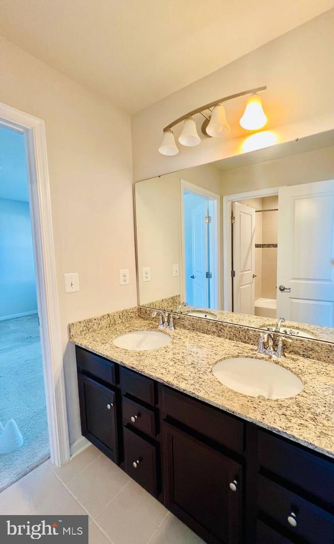 9426 WOOD CREEK CIR, FREDERICKSBURG, Virginia 22407, 5 Bedrooms Bedrooms, ,4 BathroomsBathrooms,Residential,For sale,9426 WOOD CREEK CIR,VASP2033478 MLS # VASP2033478