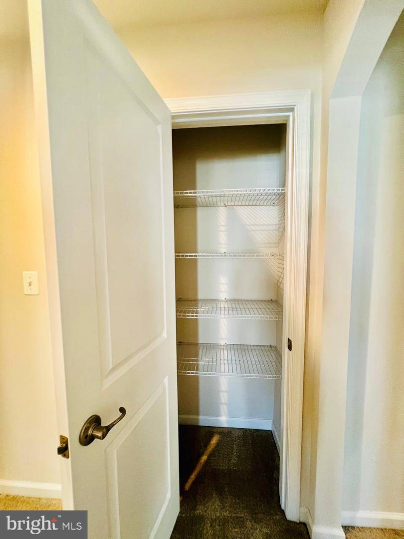 9426 WOOD CREEK CIR, FREDERICKSBURG, Virginia 22407, 5 Bedrooms Bedrooms, ,4 BathroomsBathrooms,Residential,For sale,9426 WOOD CREEK CIR,VASP2033478 MLS # VASP2033478