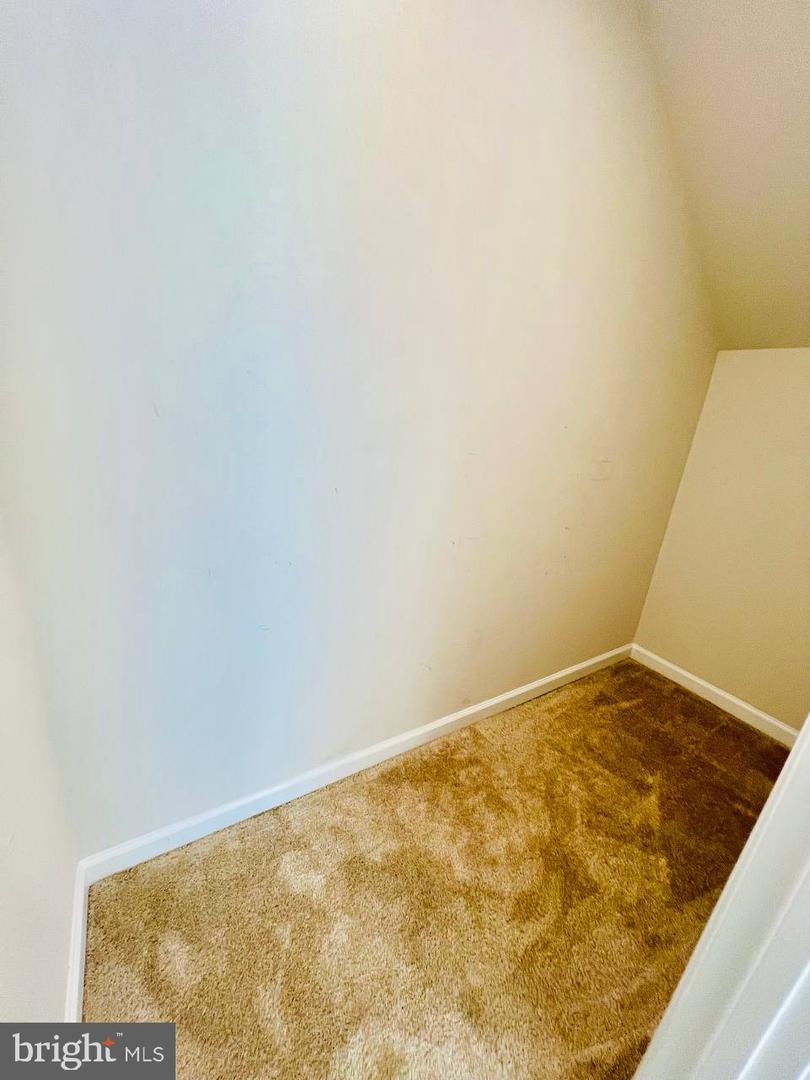 9426 WOOD CREEK CIR, FREDERICKSBURG, Virginia 22407, 5 Bedrooms Bedrooms, ,4 BathroomsBathrooms,Residential,For sale,9426 WOOD CREEK CIR,VASP2033478 MLS # VASP2033478