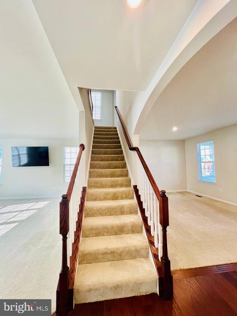 9426 WOOD CREEK CIR, FREDERICKSBURG, Virginia 22407, 5 Bedrooms Bedrooms, ,4 BathroomsBathrooms,Residential,For sale,9426 WOOD CREEK CIR,VASP2033478 MLS # VASP2033478