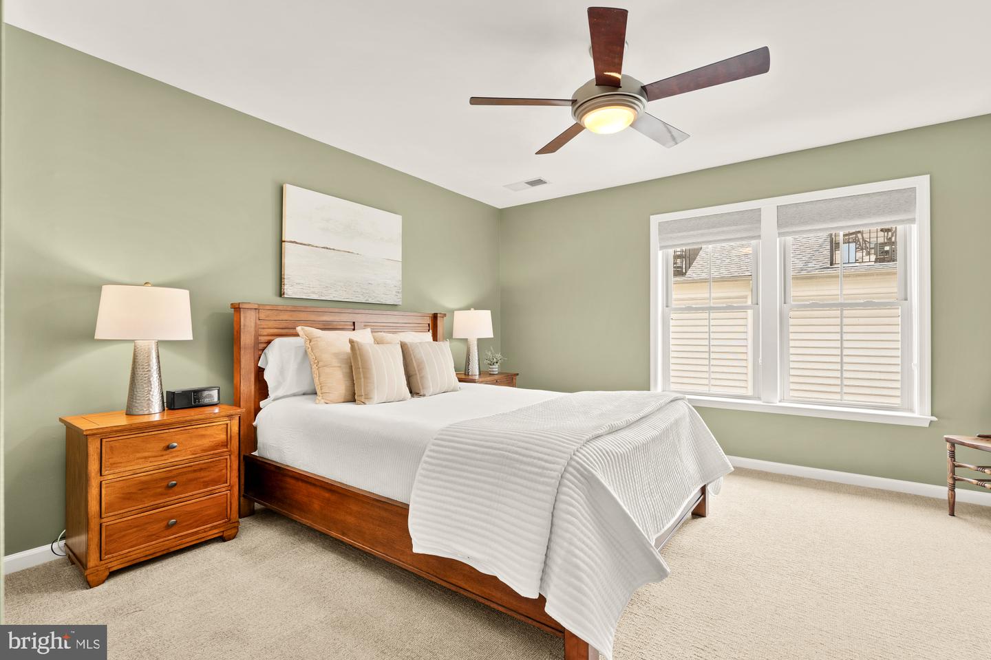 2660 S KENMORE CT, ARLINGTON, Virginia 22206, 3 Bedrooms Bedrooms, ,3 BathroomsBathrooms,Residential,For sale,2660 S KENMORE CT,VAAR2058318 MLS # VAAR2058318