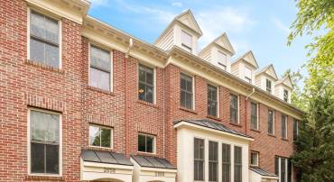 2660 S KENMORE CT, ARLINGTON, Virginia 22206, 3 Bedrooms Bedrooms, ,3 BathroomsBathrooms,Residential,For sale,2660 S KENMORE CT,VAAR2058318 MLS # VAAR2058318