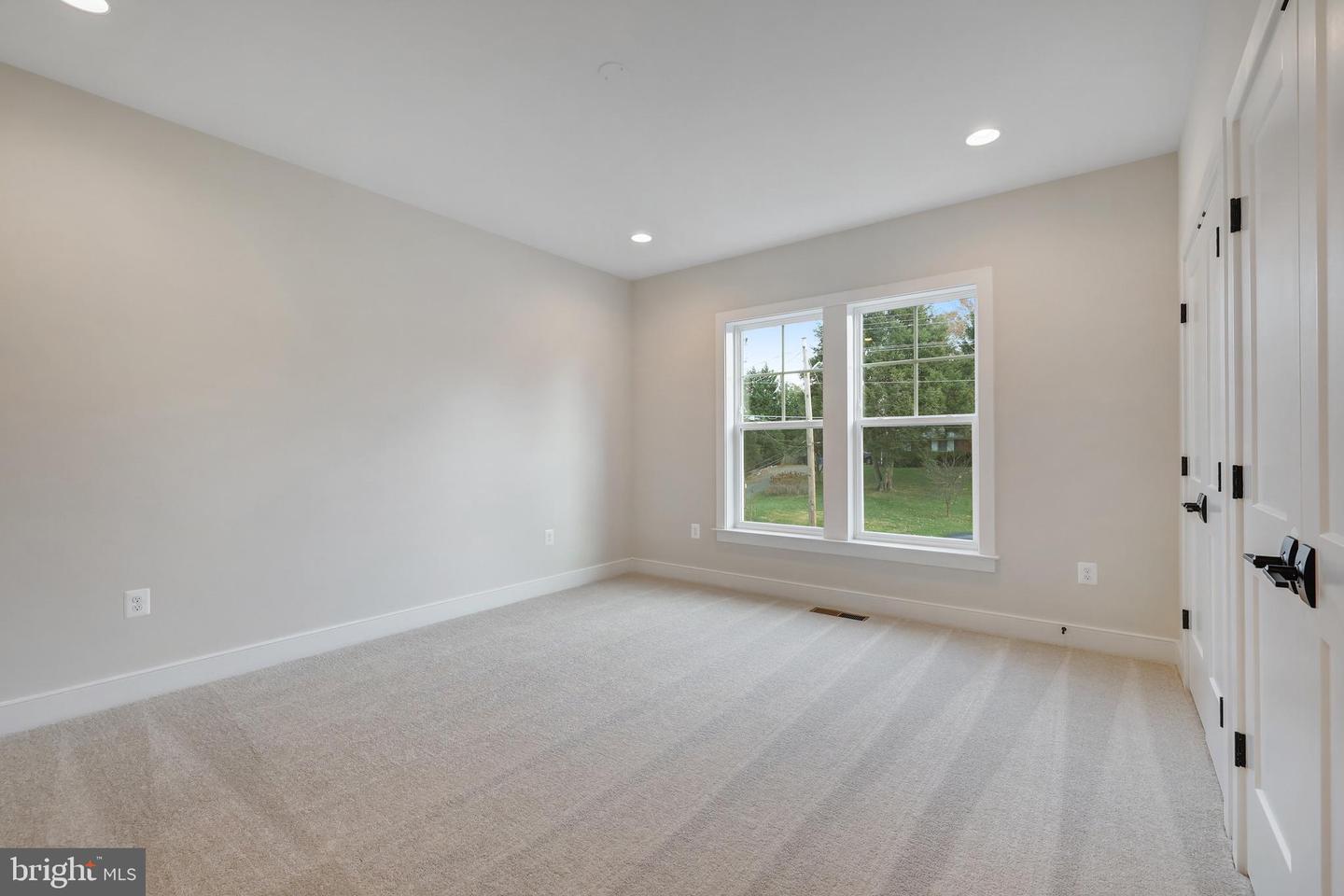 6601 GORDON AVE, FALLS CHURCH, Virginia 22046, 6 Bedrooms Bedrooms, ,5 BathroomsBathrooms,Residential,For sale,6601 GORDON AVE,VAFX2244268 MLS # VAFX2244268
