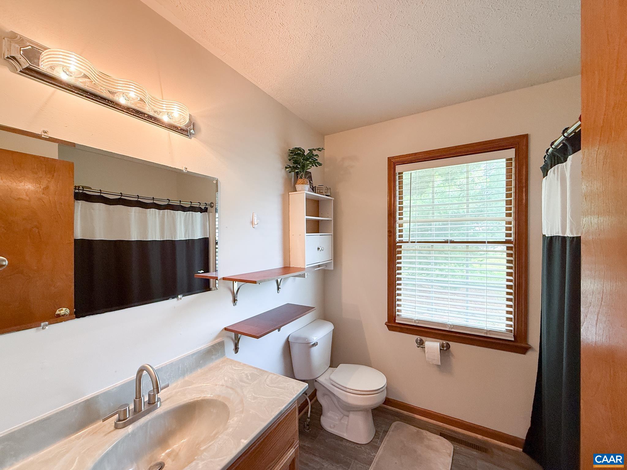 13 LOGAN LN, FISHERSVILLE, Virginia 22939, 4 Bedrooms Bedrooms, ,3 BathroomsBathrooms,Residential,13 LOGAN LN,665407 MLS # 665407