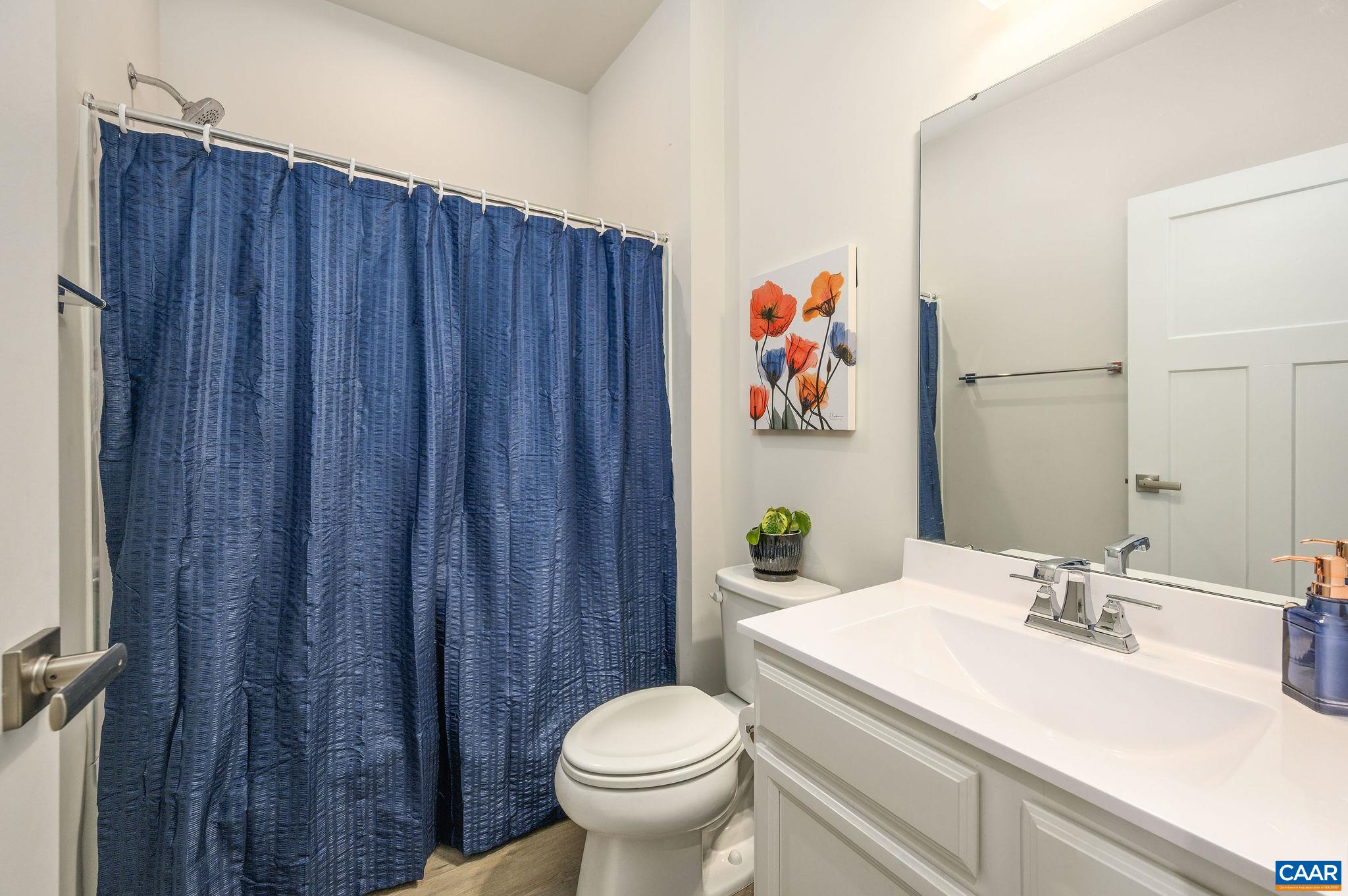 1942 LOIS LN, CHARLOTTESVILLE, Virginia 22911, 3 Bedrooms Bedrooms, ,2 BathroomsBathrooms,Residential,Bright, spacious 3BR, 2300 sq ft townhome in Fores,1942 LOIS LN,665425 MLS # 665425