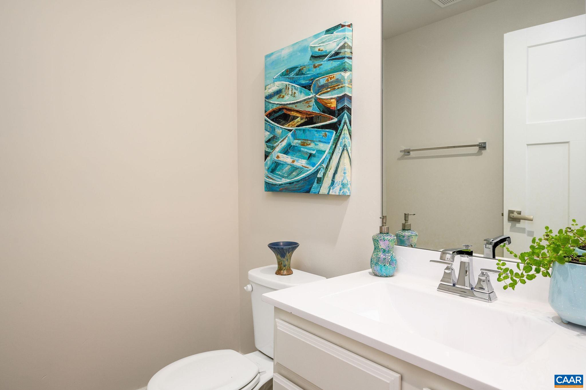 1942 LOIS LN, CHARLOTTESVILLE, Virginia 22911, 3 Bedrooms Bedrooms, ,2 BathroomsBathrooms,Residential,Bright, spacious 3BR, 2300 sq ft townhome in Fores,1942 LOIS LN,665425 MLS # 665425
