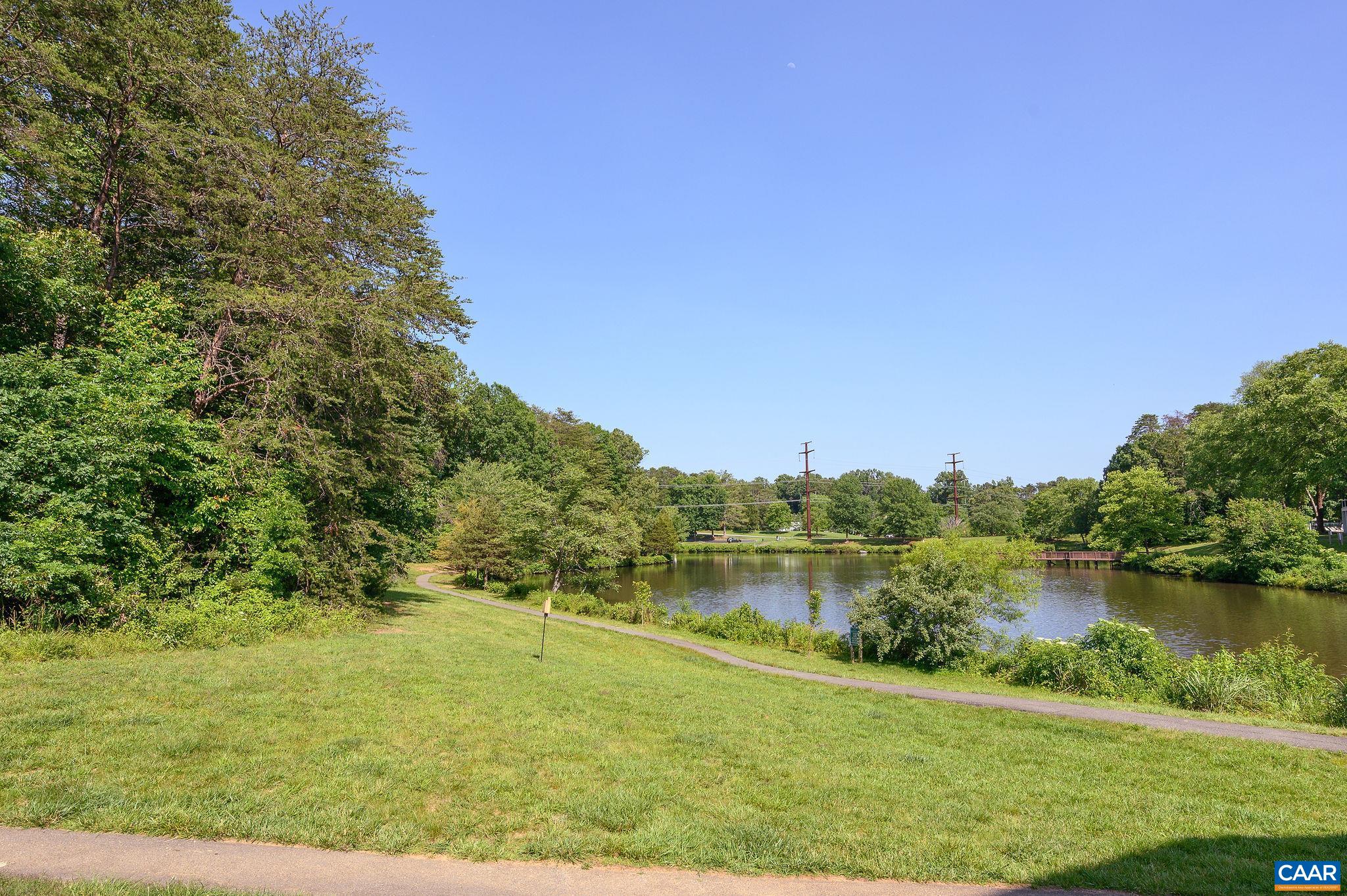 1942 LOIS LN, CHARLOTTESVILLE, Virginia 22911, 3 Bedrooms Bedrooms, ,2 BathroomsBathrooms,Residential,Bright, spacious 3BR, 2300 sq ft townhome in Fores,1942 LOIS LN,665425 MLS # 665425
