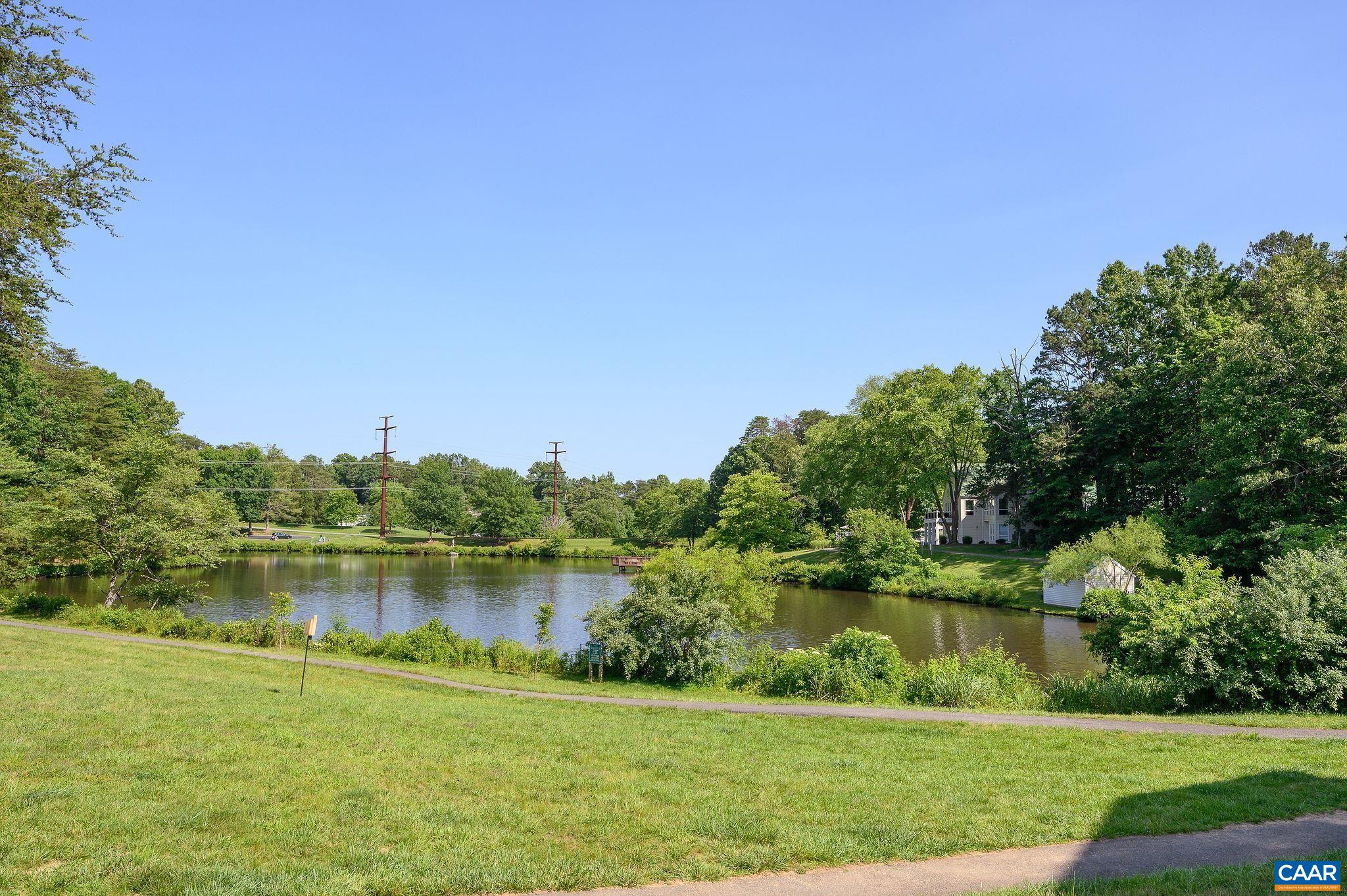 1942 LOIS LN, CHARLOTTESVILLE, Virginia 22911, 3 Bedrooms Bedrooms, ,2 BathroomsBathrooms,Residential,Bright, spacious 3BR, 2300 sq ft townhome in Fores,1942 LOIS LN,665425 MLS # 665425