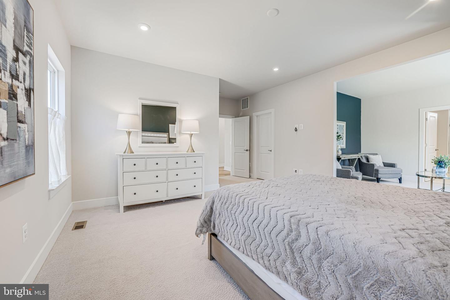 18042 MARSH PINE RD, DUMFRIES, Virginia 22026, 5 Bedrooms Bedrooms, ,4 BathroomsBathrooms,Residential,For sale,18042 MARSH PINE RD,VAPW2095912 MLS # VAPW2095912