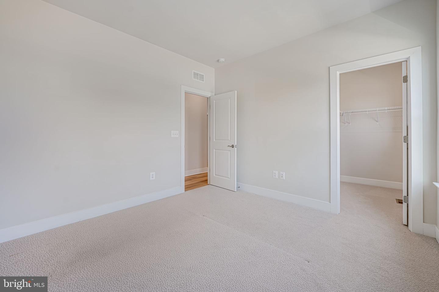 18042 MARSH PINE RD, DUMFRIES, Virginia 22026, 5 Bedrooms Bedrooms, ,4 BathroomsBathrooms,Residential,For sale,18042 MARSH PINE RD,VAPW2095912 MLS # VAPW2095912