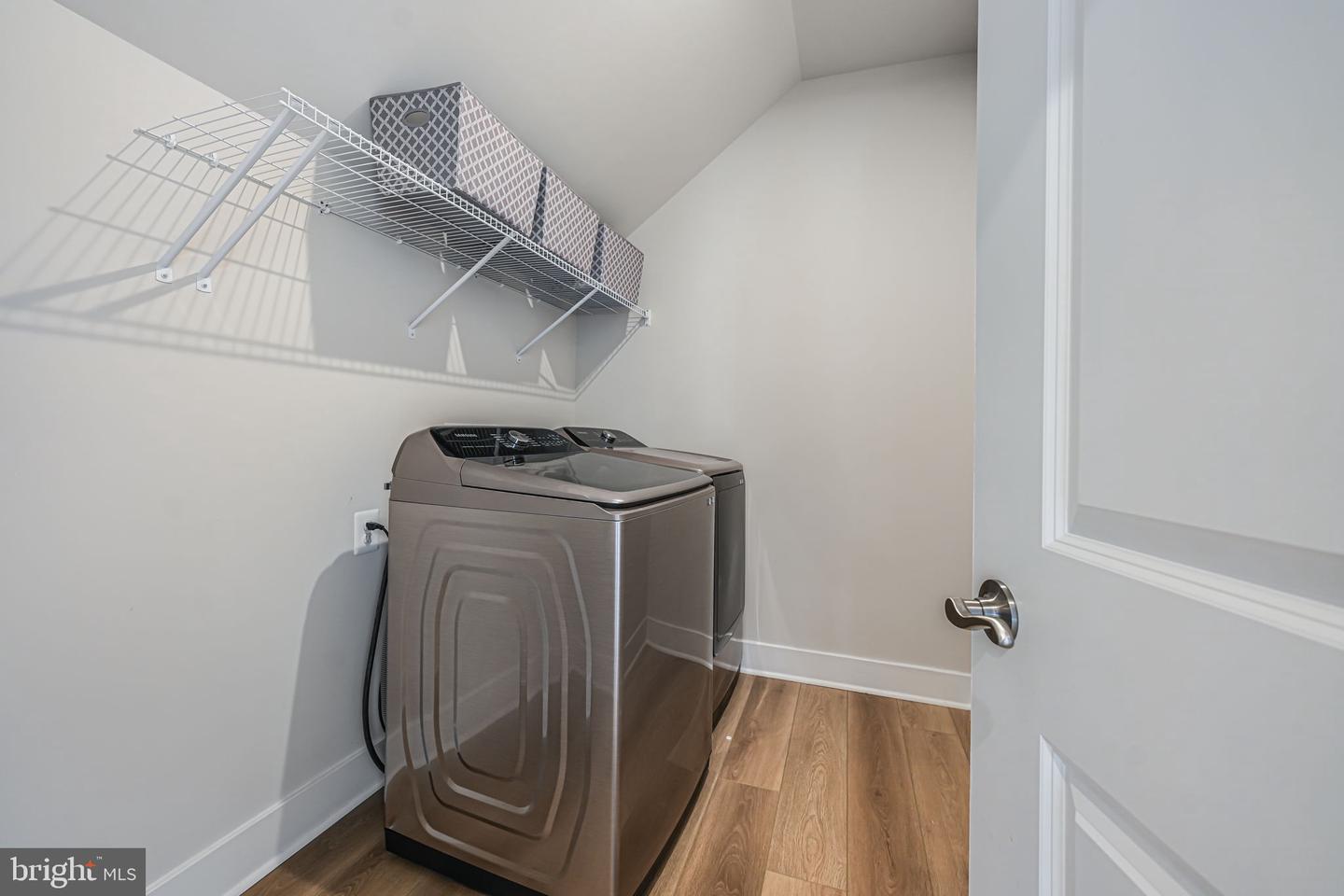 18042 MARSH PINE RD, DUMFRIES, Virginia 22026, 5 Bedrooms Bedrooms, ,4 BathroomsBathrooms,Residential,For sale,18042 MARSH PINE RD,VAPW2095912 MLS # VAPW2095912