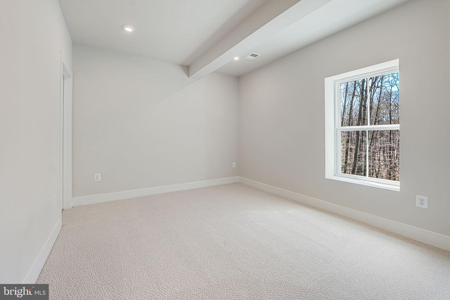 18042 MARSH PINE RD, DUMFRIES, Virginia 22026, 5 Bedrooms Bedrooms, ,4 BathroomsBathrooms,Residential,For sale,18042 MARSH PINE RD,VAPW2095912 MLS # VAPW2095912