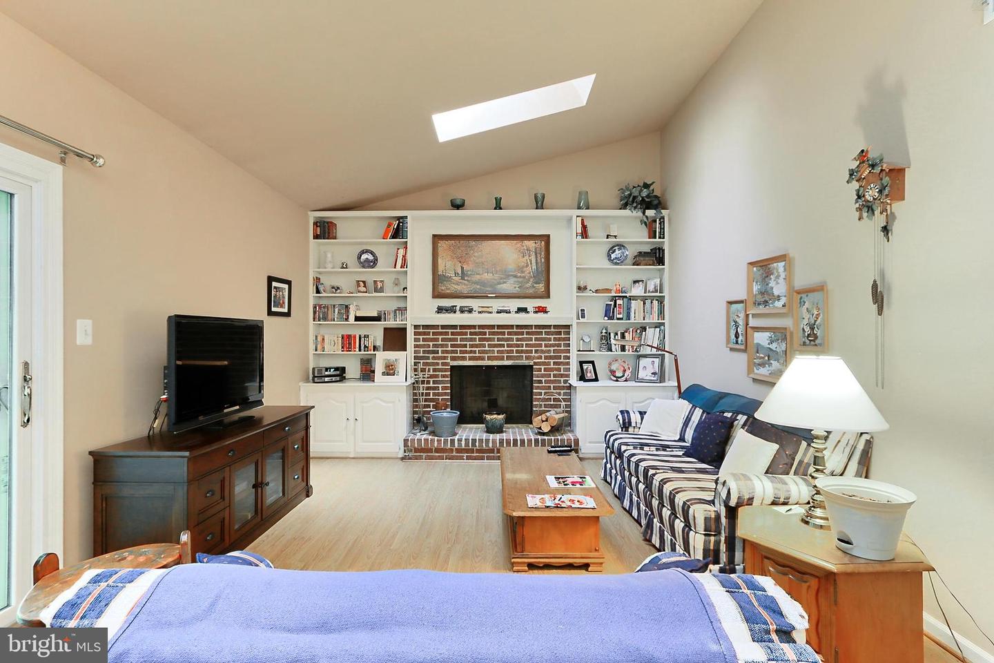 2780 MELCHESTER DR, OAK HILL, Virginia 20171, 4 Bedrooms Bedrooms, ,3 BathroomsBathrooms,Residential,For sale,2780 MELCHESTER DR,VAFX2244582 MLS # VAFX2244582