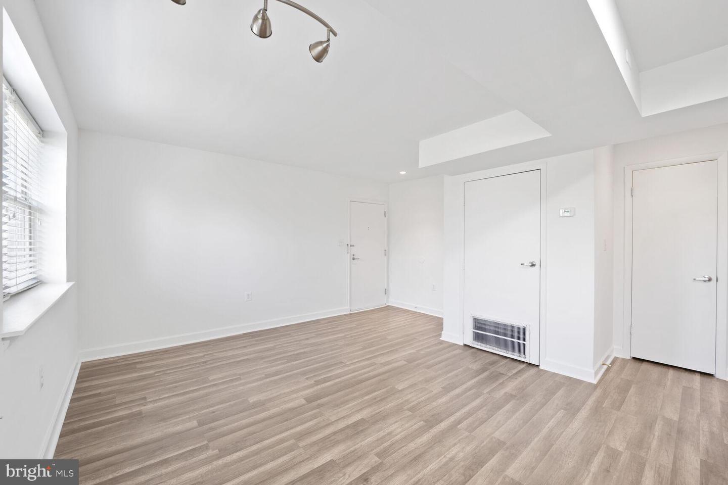 2900 POMEROY RD SE #203, WASHINGTON, District Of Columbia 20020, 2 Bedrooms Bedrooms, ,1 BathroomBathrooms,Residential,For sale,2900 POMEROY RD SE #203,DCDC2203450 MLS # DCDC2203450