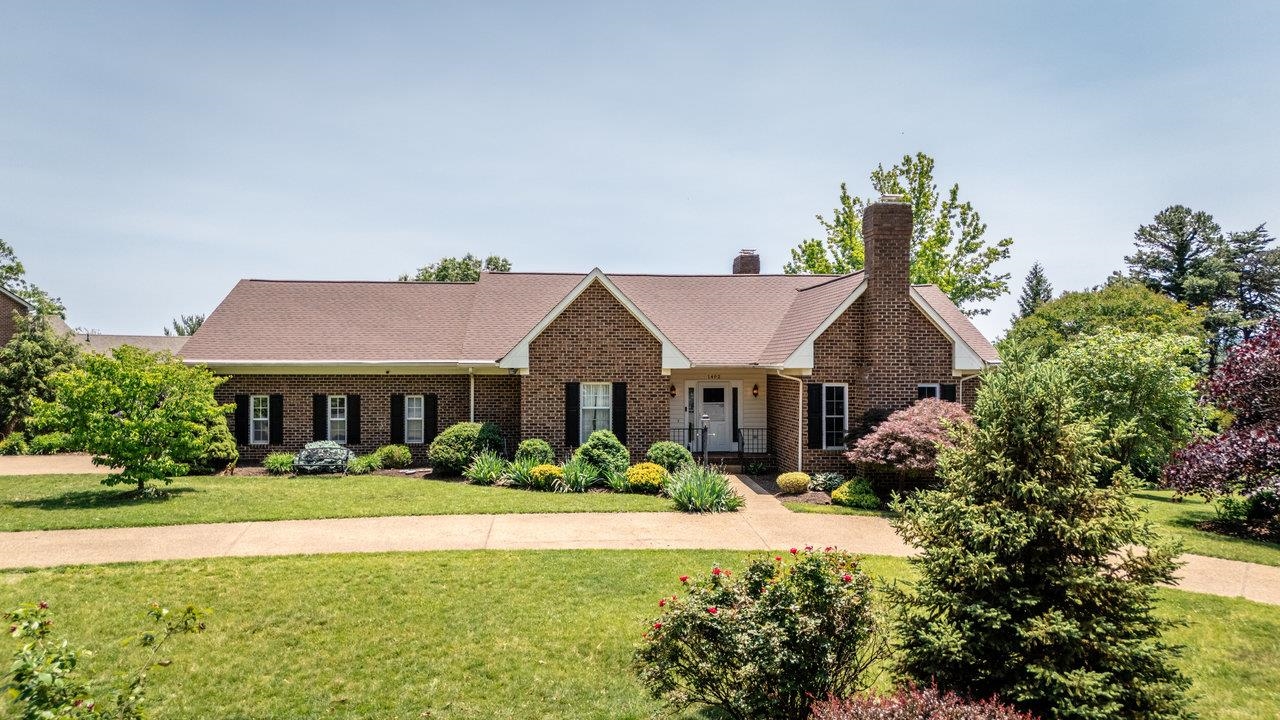 1492 CUMBERLAND DR, ROCKINGHAM, Virginia 22801, 5 Bedrooms Bedrooms, ,4 BathroomsBathrooms,Residential,1492 CUMBERLAND DR,665432 MLS # 665432