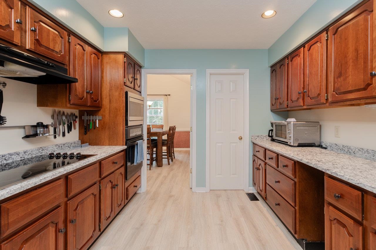 1492 CUMBERLAND DR, ROCKINGHAM, Virginia 22801, 5 Bedrooms Bedrooms, ,4 BathroomsBathrooms,Residential,1492 CUMBERLAND DR,665432 MLS # 665432