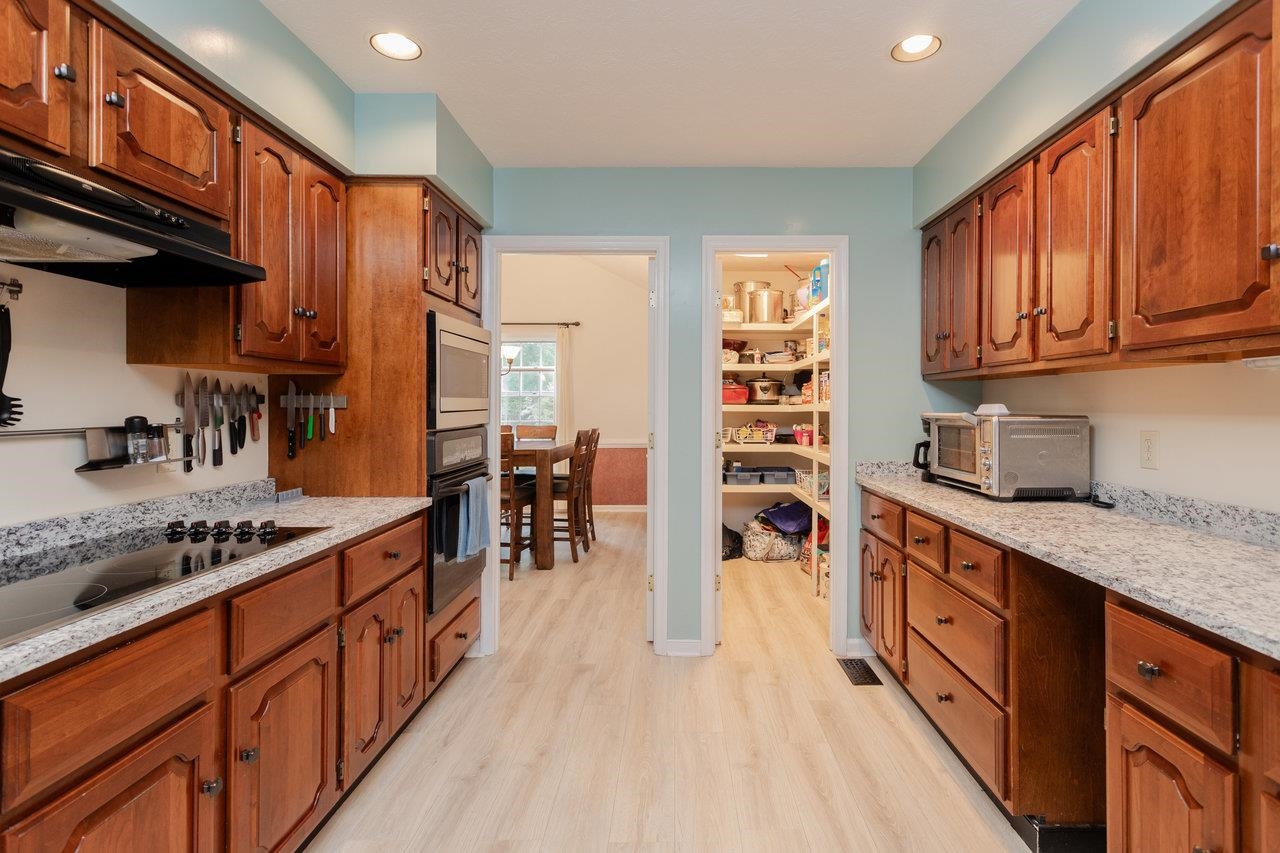 1492 CUMBERLAND DR, ROCKINGHAM, Virginia 22801, 5 Bedrooms Bedrooms, ,4 BathroomsBathrooms,Residential,1492 CUMBERLAND DR,665432 MLS # 665432