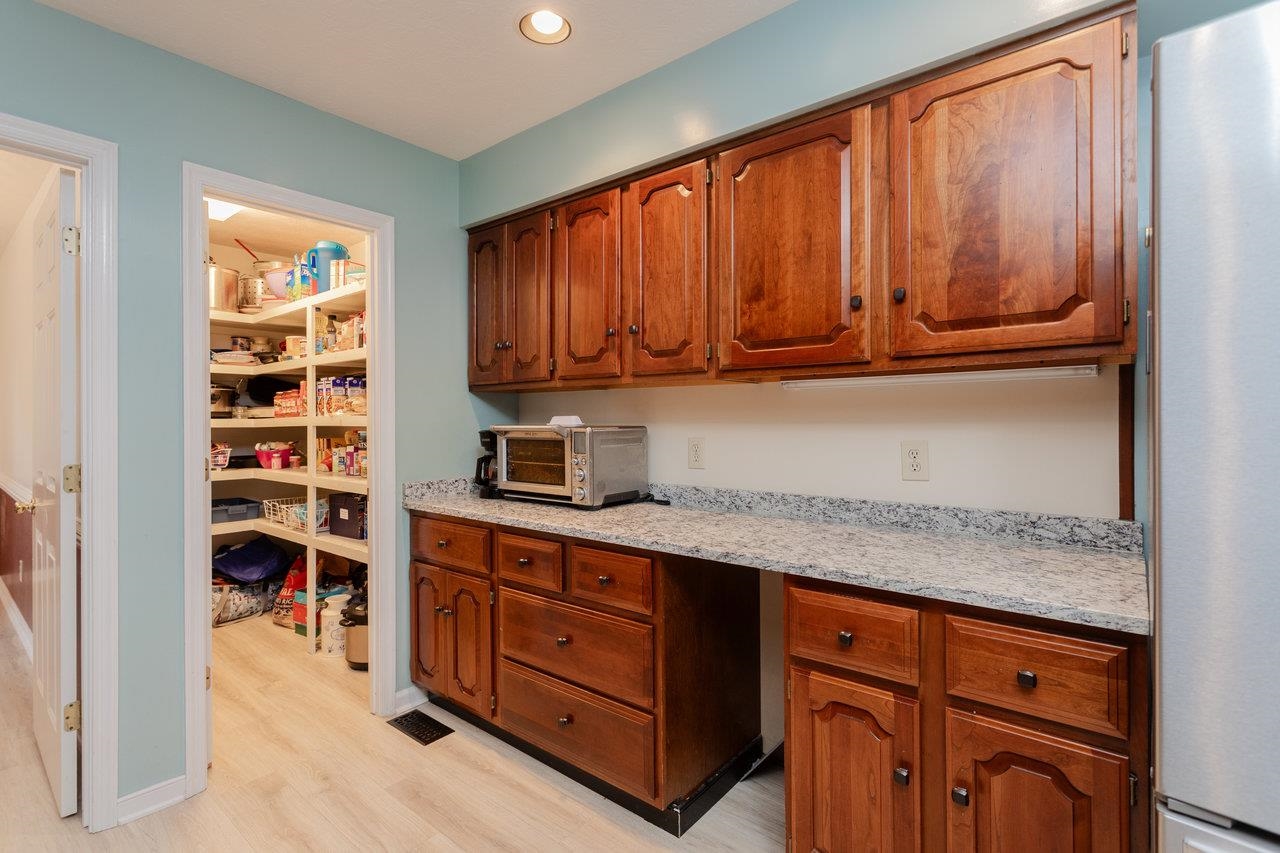1492 CUMBERLAND DR, ROCKINGHAM, Virginia 22801, 5 Bedrooms Bedrooms, ,4 BathroomsBathrooms,Residential,1492 CUMBERLAND DR,665432 MLS # 665432