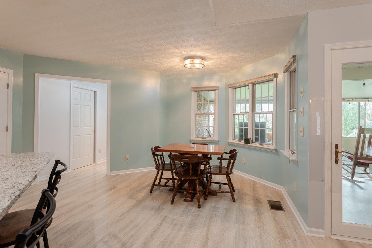 1492 CUMBERLAND DR, ROCKINGHAM, Virginia 22801, 5 Bedrooms Bedrooms, ,4 BathroomsBathrooms,Residential,1492 CUMBERLAND DR,665432 MLS # 665432