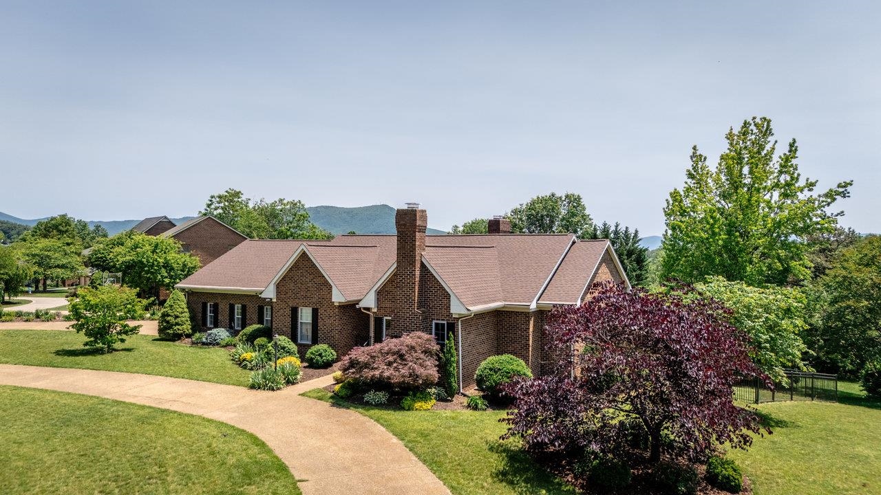 1492 CUMBERLAND DR, ROCKINGHAM, Virginia 22801, 5 Bedrooms Bedrooms, ,4 BathroomsBathrooms,Residential,1492 CUMBERLAND DR,665432 MLS # 665432