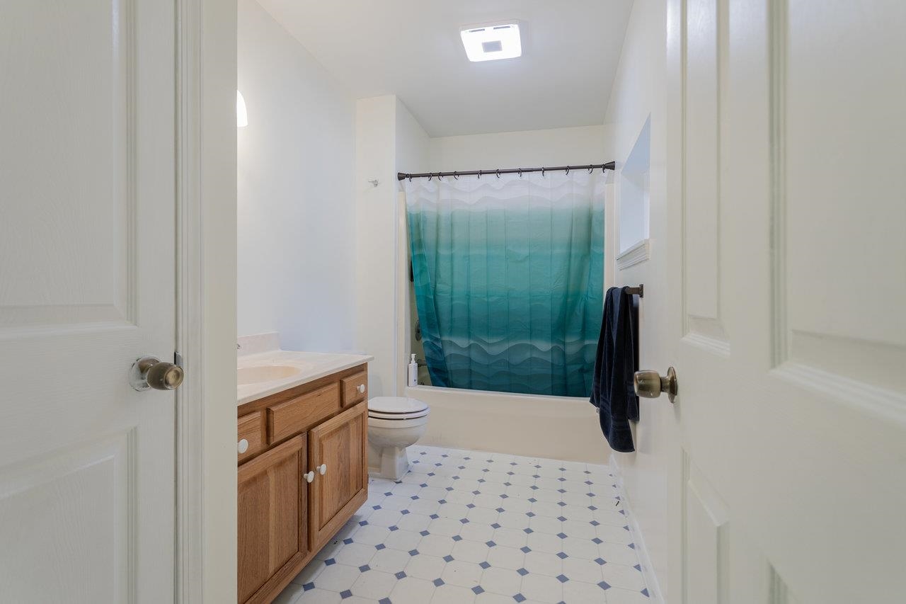 1492 CUMBERLAND DR, ROCKINGHAM, Virginia 22801, 5 Bedrooms Bedrooms, ,4 BathroomsBathrooms,Residential,1492 CUMBERLAND DR,665432 MLS # 665432