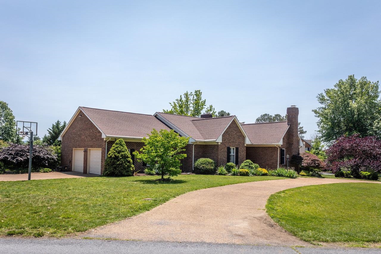 1492 CUMBERLAND DR, ROCKINGHAM, Virginia 22801, 5 Bedrooms Bedrooms, ,4 BathroomsBathrooms,Residential,1492 CUMBERLAND DR,665432 MLS # 665432