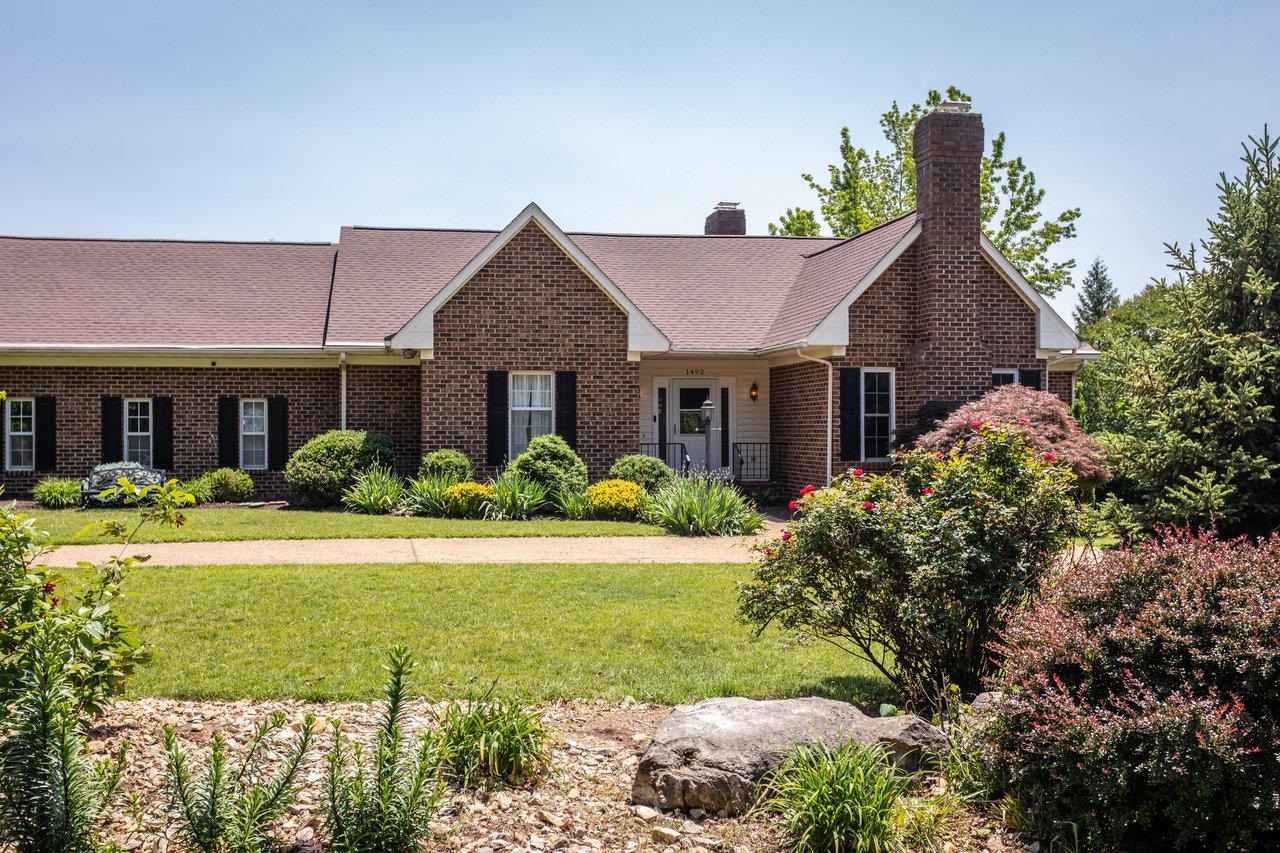 1492 CUMBERLAND DR, ROCKINGHAM, Virginia 22801, 5 Bedrooms Bedrooms, ,4 BathroomsBathrooms,Residential,1492 CUMBERLAND DR,665432 MLS # 665432