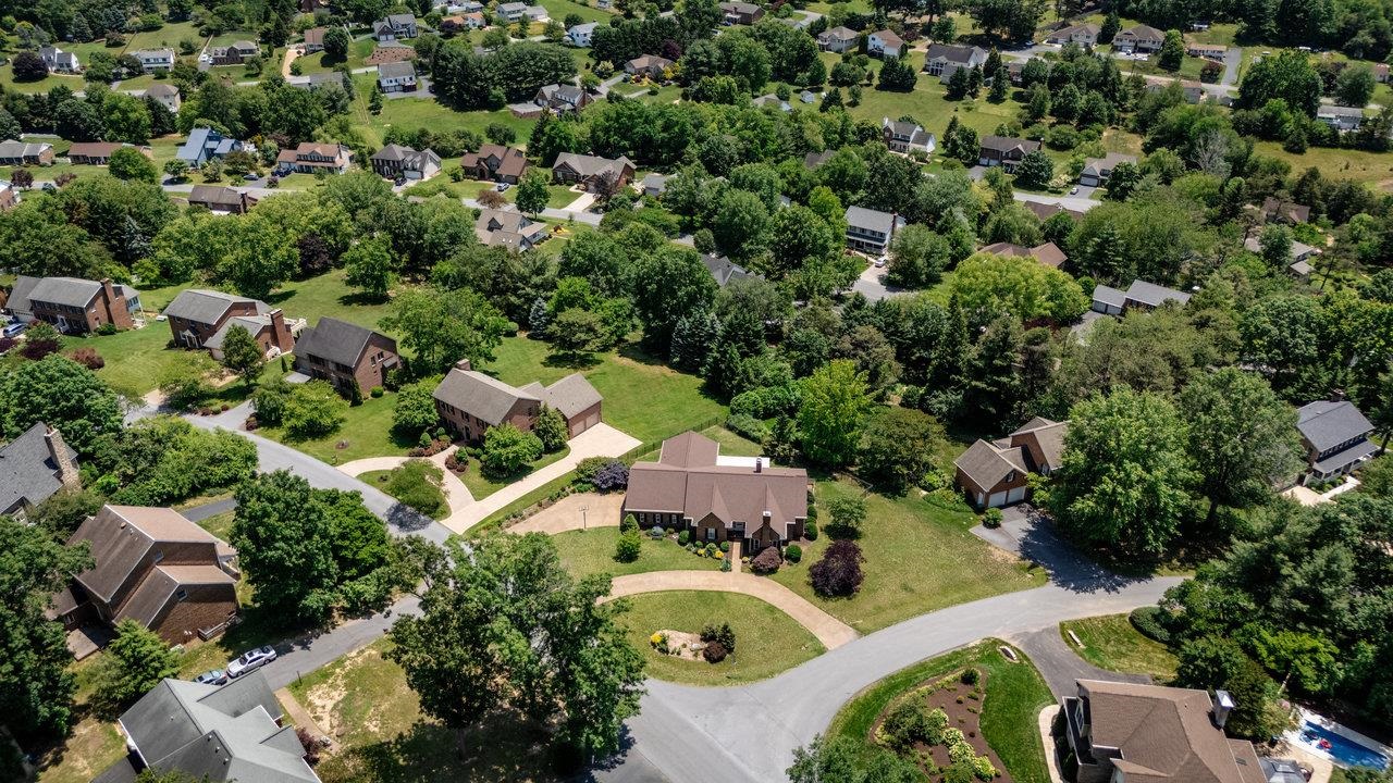 1492 CUMBERLAND DR, ROCKINGHAM, Virginia 22801, 5 Bedrooms Bedrooms, ,4 BathroomsBathrooms,Residential,1492 CUMBERLAND DR,665432 MLS # 665432