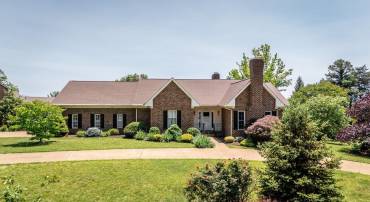 1492 CUMBERLAND DR, ROCKINGHAM, Virginia 22801, 5 Bedrooms Bedrooms, ,4 BathroomsBathrooms,Residential,1492 CUMBERLAND DR,665432 MLS # 665432