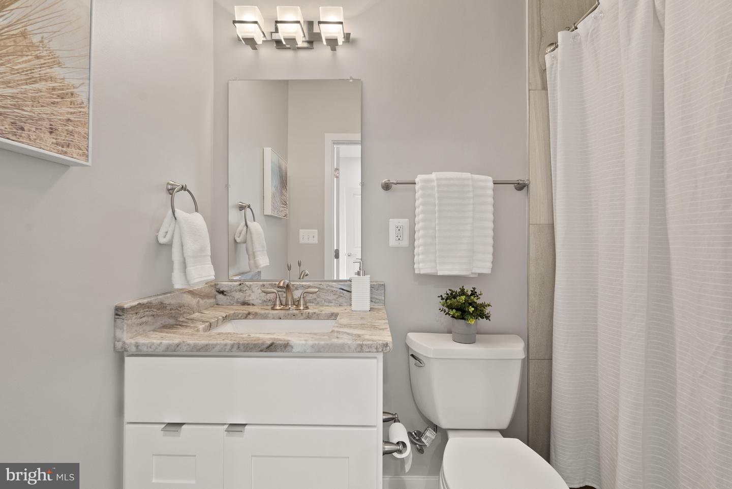 1402 DECATUR ST NW, WASHINGTON, District Of Columbia 20011, 5 Bedrooms Bedrooms, ,5 BathroomsBathrooms,Residential,For sale,1402 DECATUR ST NW,DCDC2203542 MLS # DCDC2203542