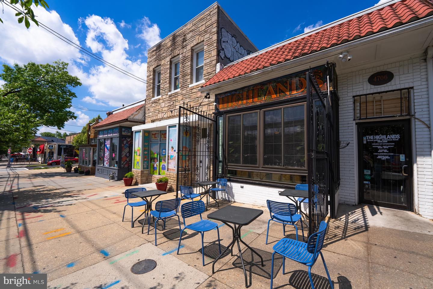 1402 DECATUR ST NW, WASHINGTON, District Of Columbia 20011, 5 Bedrooms Bedrooms, ,5 BathroomsBathrooms,Residential,For sale,1402 DECATUR ST NW,DCDC2203542 MLS # DCDC2203542