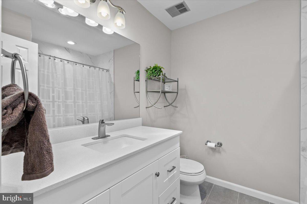 1587 KINGSTREAM CIR, HERNDON, Virginia 20170, 4 Bedrooms Bedrooms, ,3 BathroomsBathrooms,Residential,For sale,1587 KINGSTREAM CIR,VAFX2244766 MLS # VAFX2244766
