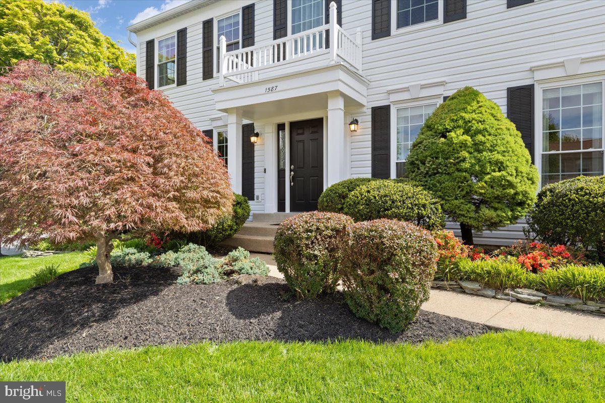 1587 KINGSTREAM CIR, HERNDON, Virginia 20170, 4 Bedrooms Bedrooms, ,3 BathroomsBathrooms,Residential,For sale,1587 KINGSTREAM CIR,VAFX2244766 MLS # VAFX2244766