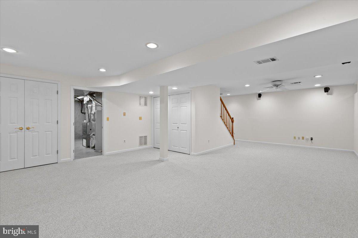 1587 KINGSTREAM CIR, HERNDON, Virginia 20170, 4 Bedrooms Bedrooms, ,3 BathroomsBathrooms,Residential,For sale,1587 KINGSTREAM CIR,VAFX2244766 MLS # VAFX2244766