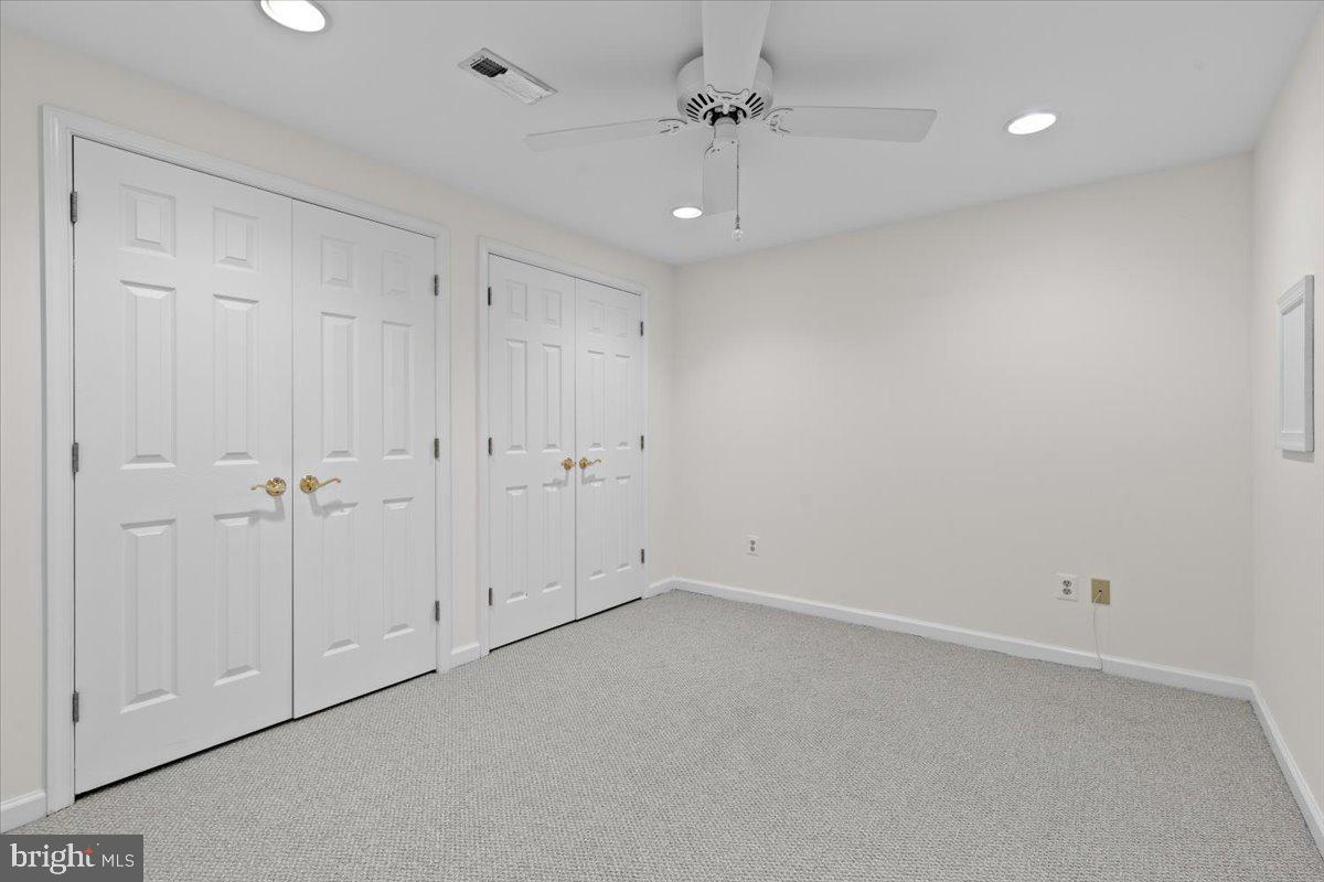 1587 KINGSTREAM CIR, HERNDON, Virginia 20170, 4 Bedrooms Bedrooms, ,3 BathroomsBathrooms,Residential,For sale,1587 KINGSTREAM CIR,VAFX2244766 MLS # VAFX2244766